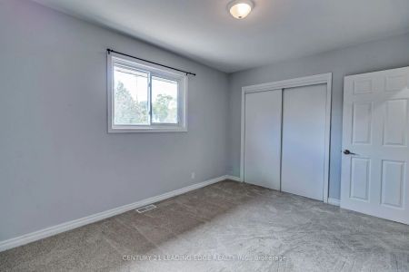 Property For Lease | E9285008 - Photo 5