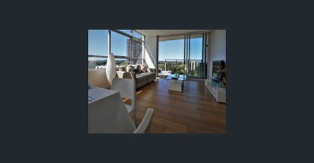 City view 3 Bed Apartment! - Photo 3