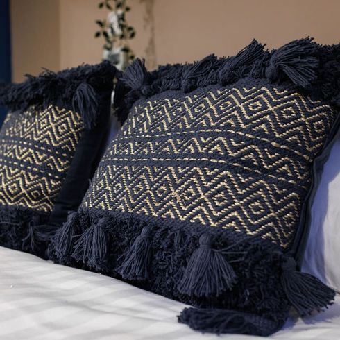 Borough Road - Photo 1