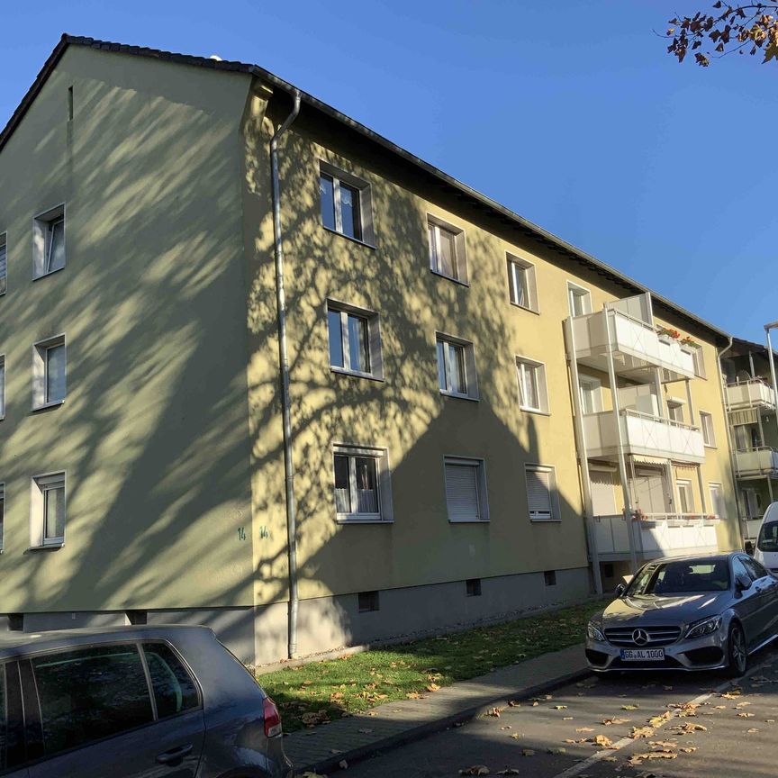 1600/71306/12 Kleine Dreizimmerwohnung im zweiten Obergeschoß - Foto 1