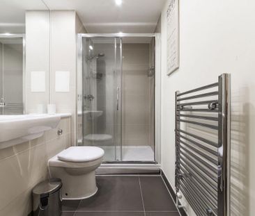 2 bedroom flat to rent - Photo 5