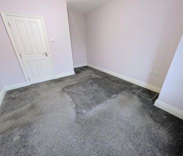 17 Lynn Hall Grove, Bangor, BT19 1LT - Photo 5