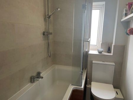 St Annes Drive - Photo 2