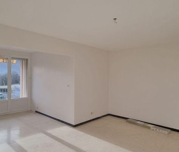Location Appartement 4 pièces 78m² PRIVAS 07000 - Photo 1