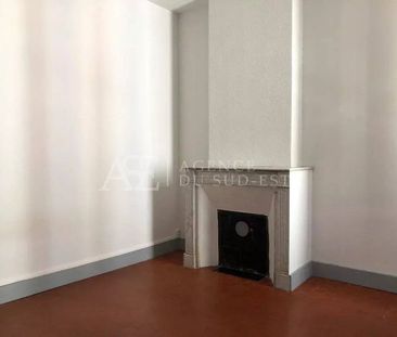 Location Studio - Photo 5