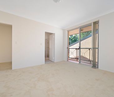 2/8 Robert Street, Artarmon NSW 2064 - Townhouse For Rent | Domain - Photo 3