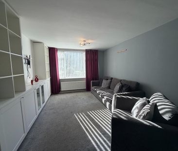 3 bedroom end of terrace house to rent - Photo 1