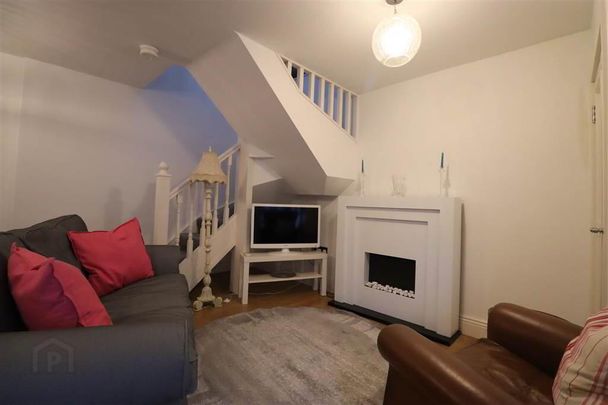 14A Park Street, Hillsborough, BT26 6AL - Photo 1