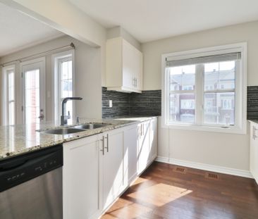 594 Meadowcreek Cir - Photo 3