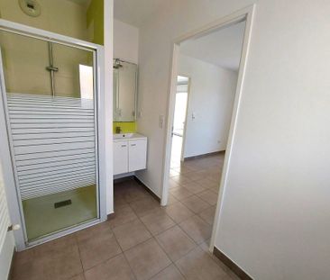 Location Appartement 2 pièces 40m² LES SABLES D’OLONNE 85180 - Photo 4