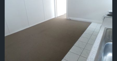 One Bedroom Unit - Photo 2