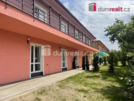 Pronájem bytu 1+kk 30 m2 - Photo 2