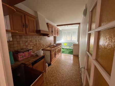 Location Appartement 4 pièces 85m² LA ROCHELLE 17000 - Photo 4