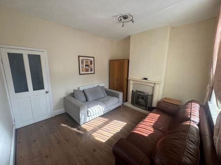 Ronald Road, Doncaster - Photo 2