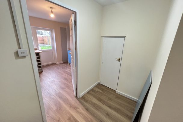 Peartree Way, STEVENAGE - Photo 1