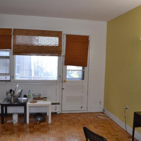 Côte-des-Neiges (C.D.N.), 3½ situé près de tous les services - Photo 3