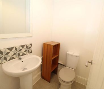 6 bedroom house to rent - Photo 5