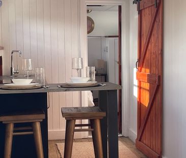 1 Bed House Boat, Henley Road, RG4 - Photo 6