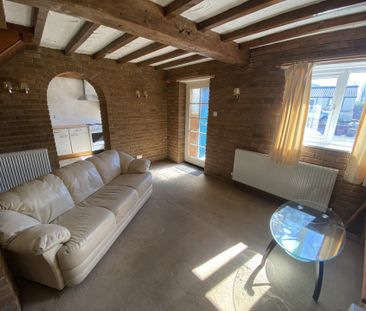 The Village, West Hallam, ILKESTON - Photo 1