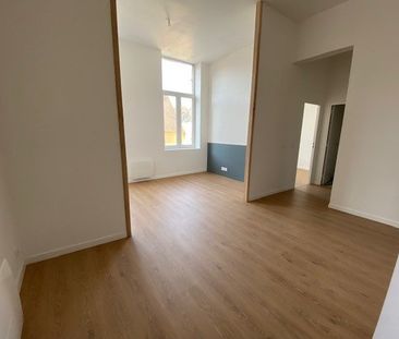 A LOUER APPARTEMENT CENTRE VILLE DE ST QUENTIN 02100 - Photo 1