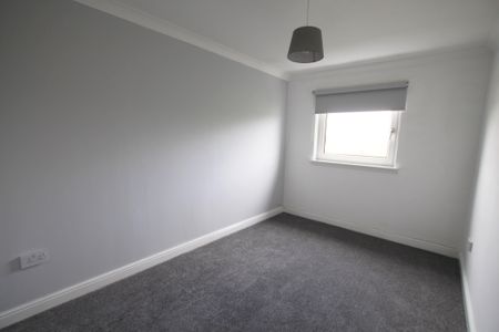 Forres Street, Summerston, Glasgow - Photo 2