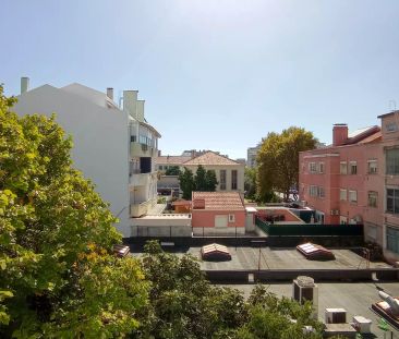 3-bedroom apartment for rent in Lisbon, bills included - Photo 4