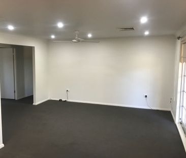 3-Bedroom Home in Prime Location! - Photo 3