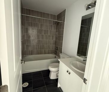 For Lease - 10 Blue Forest Crescent, Barrie, Ontario - Photo 4