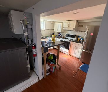 For Lease - 32 Belgravia Avenue Unit# Bedroom 1, Toronto, Ontario - Photo 2