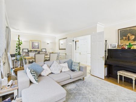 Rockingham Place, Beaconsfield,HP9 - Photo 3