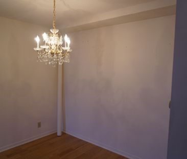 For Lease - 80 Sandcastle Drive Unit# 712, South of Baseline to Kno... - Photo 2