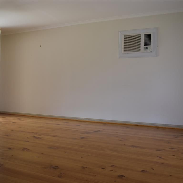 Cosy Home with Character - Photo 1