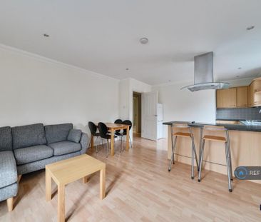 1 bedroom flat to rent - Photo 6