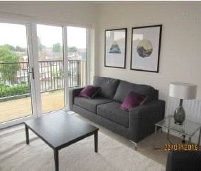 Ilford, London, IG2 - Photo 1