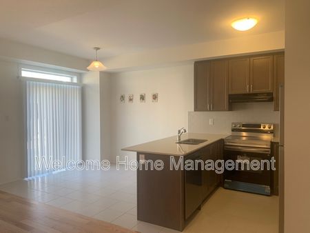 $2,495 / 3 br / 2.5 ba / Spacious 3-Bedroom, 2.5-Bathroom Newly Built Home in Thorold - Photo 4