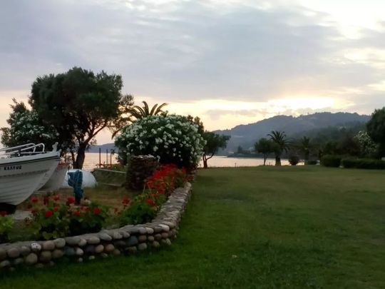Μεζονέτα για ενοικίαση Μόλες Καλύβες (Κασσάνδρα) - Photo 1