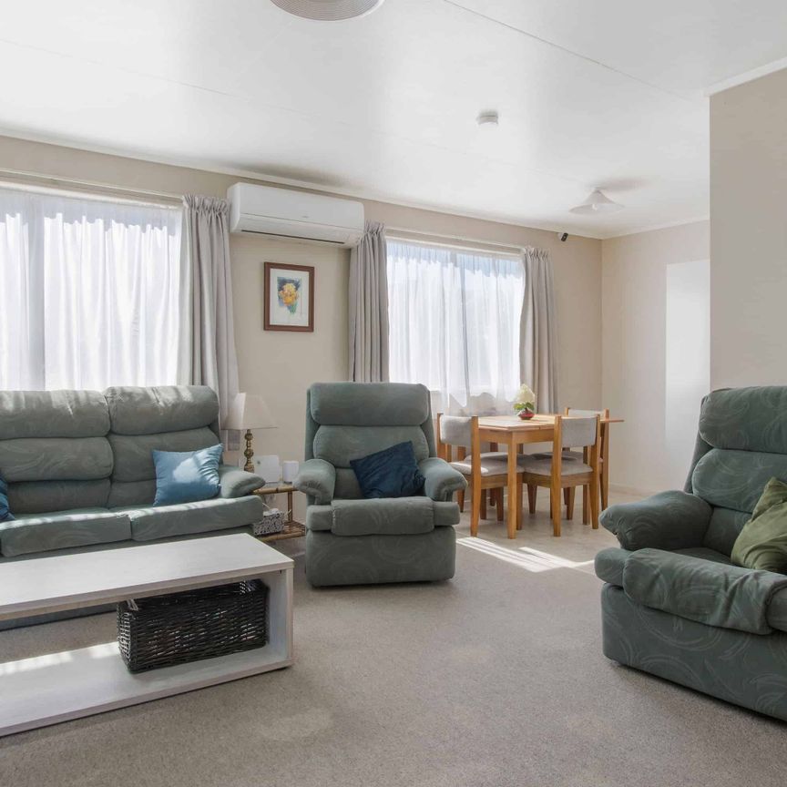 Gardeners Delight - Photo 1