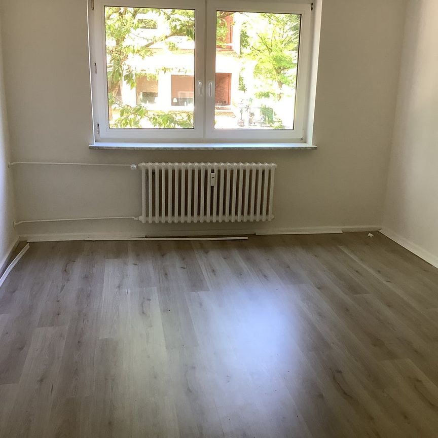 Gaußstr. 32, 24143 Kiel OT Gaarden-Ost - Foto 1