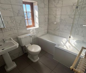 3 bedroom detached house to rent - Photo 4