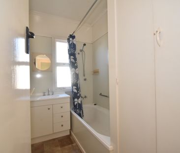 10 Dunne Street, Harristown QLD 4350 - House For Rent | Domain - Photo 5