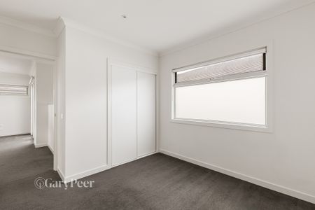 2/3 Malacca St, McKinnon VIC 3204 - House For Rent | Domain - Photo 4
