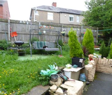 2 bedroom end of terrace house to rent - Photo 5