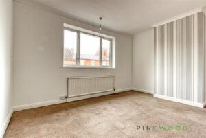 2 BEDROOM House - Semi-Detached - Photo 1