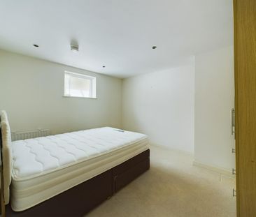 2 bedroom duplex to rent - Photo 3