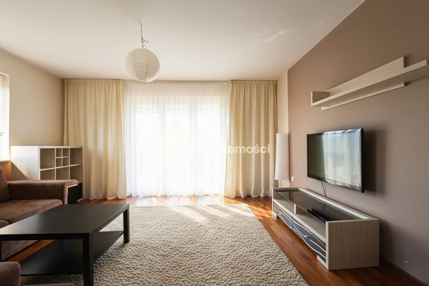 M2 z komórką i miejscem postojowym - Фото 1