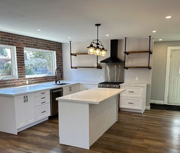 For Lease - 747 GLENFOREST Street Unit# Main, Oshawa, Ontario - Photo 2