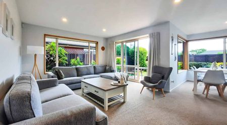 Beautiful Three Bedroom Home In Hornby - Photo 5