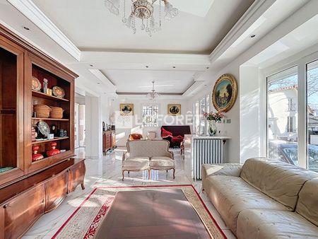 Maison T15 Le Vésinet à louer - Photo 2