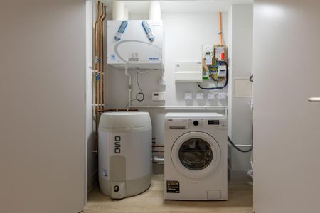 1 bedroom apartment to rent - Photo 2