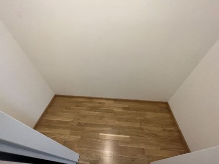 WINTERAKTION – Erster Monat Mietfrei! Moderne 3-Zimmerwohnung mit Balkon! - Photo 2